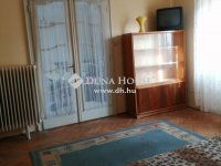 Eladó családi ház, Cegléden 59.9 M Ft, 2 szobás