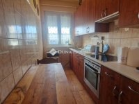 Eladó téglalakás, Székesfehérvárott 79.9 M Ft, 5 szobás