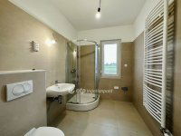 Eladó téglalakás, Pécsett 57.879 M Ft, 2 szobás