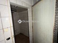 Eladó üzlethelyiség, Hódmezővásárhelyen 73.649 M Ft