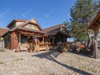 Eladó üzlethelyiség