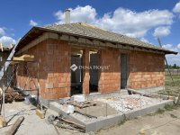Eladó ikerház, Inárcson 89 M Ft, 4 szobás / költözzbe.hu