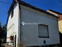 Eladó családi ház, Pécsett 19.9 M Ft, 5 szobás