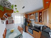 Eladó panellakás, Komlón, Alkotmány utcában 35.5 M Ft
