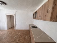 Eladó családi ház, Újkéren 39.9 M Ft, 2 szobás