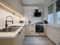 Eladó panellakás, X. kerületben 83.9 M Ft, 3 szobás