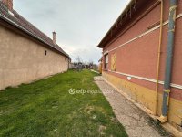 Eladó családi ház, Alsónémediben 89 M Ft, 5 szobás