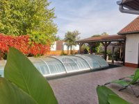 Eladó családi ház, Taksonyon 154.9 M Ft, 9 szobás