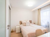 Eladó téglalakás, Balatonkenesén 125 M Ft, 3 szobás