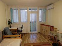 Kiadó panellakás, albérlet, VIII. kerületben, Práter utcában