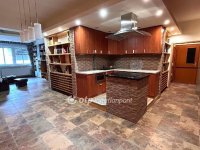 Eladó téglalakás, Győrött 88.8 M Ft, 3 szobás