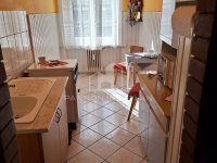 Eladó téglalakás, Ajkán 33.9 M Ft, 2 szobás