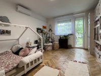 Eladó téglalakás, Szekszárdon 42 M Ft, 2 szobás