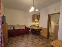 Kiadó téglalakás, albérlet