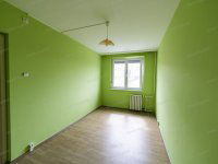 Kiadó panellakás, albérlet, Kecskeméten 140 E Ft / hó, 2 szobás