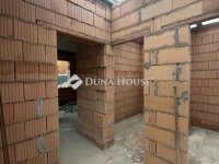 Eladó ikerház, XVIII. kerületben 109.99 M Ft, 5 szobás