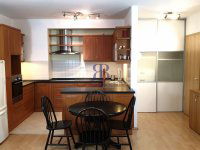 Kiadó téglalakás, albérlet