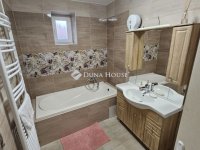 Eladó családi ház, Várpalotán 76 M Ft, 3 szobás