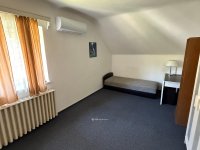 Eladó családi ház, Győrött 135 M Ft, 8 szobás