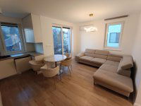 Kiadó téglalakás, albérlet