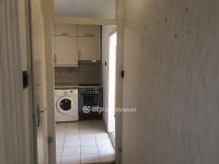 Eladó panellakás, Ajkán 32.9 M Ft, 1+1 szobás