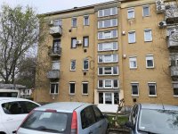 Eladó téglalakás, Pécsett, Komlói úton 34.9 M Ft, 2 szobás