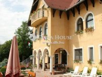 Eladó családi ház, Domonyban 420 M Ft, 7 szobás