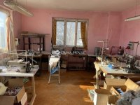 Eladó családi ház, Szegeden 99.5 M Ft, 9 szobás