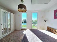 Eladó családi ház, Szadán 265 M Ft, 6 szobás