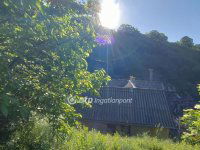 Eladó családi ház, Pécsett 30 M Ft, 1+3 szobás