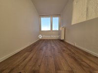 Eladó panellakás, Pécsett 40.9 M Ft, 2 szobás