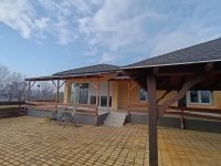Eladó családi ház, Dunaharasztin 217 M Ft, 3 szobás