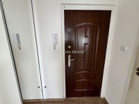 Eladó panellakás, Pécsett 41.9 M Ft, 2 szobás