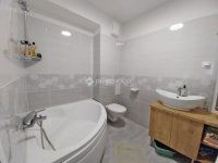 Eladó téglalakás, Szegeden 96 M Ft, 2+2 szobás