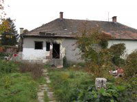 Eladó téglalakás, Tatabányán, Hegy utcában 0.75 M Ft, 1 szobás