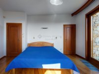 Eladó családi ház, XII. kerületben 800 M Ft, 6 szobás