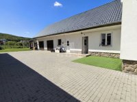 Eladó családi ház, Csomádon 124.99 M Ft, 3 szobás