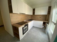 Eladó panellakás, Pécsett, Fagyöngy utcában 59.9 M Ft, 3 szobás