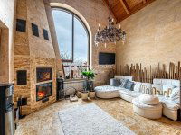 Eladó családi ház, Budajenőn 950 M Ft, 5 szobás