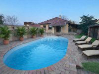 Eladó családi ház, Vecsésen 149.9 M Ft, 5 szobás