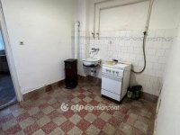 Eladó családi ház, Konyáron 19 M Ft, 2 szobás