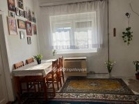 Eladó családi ház, Székesfehérvárott 65 M Ft, 3 szobás