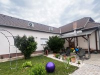 Eladó családi ház, Makón, Ibolya utcában 119 M Ft, 4 szobás