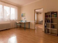 Eladó családi ház, Szigetszentmiklóson 85 M Ft, 6 szobás