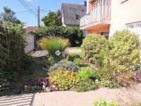 Eladó családi ház, Pomázon 235 M Ft, 9 szobás