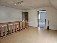 Eladó családi ház, Véménden 44.9 M Ft, 4 szobás