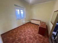 Eladó családi ház, Tiszaszigeten 45 M Ft, 2 szobás