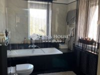 Eladó családi ház, II. kerületben 298 M Ft, 8 szobás