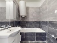 Eladó panellakás, Nyírbátorban 37.8 M Ft, 2 szobás