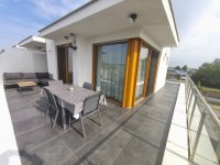 Eladó téglalakás, Balatonbogláron 129.9 M Ft, 4 szobás